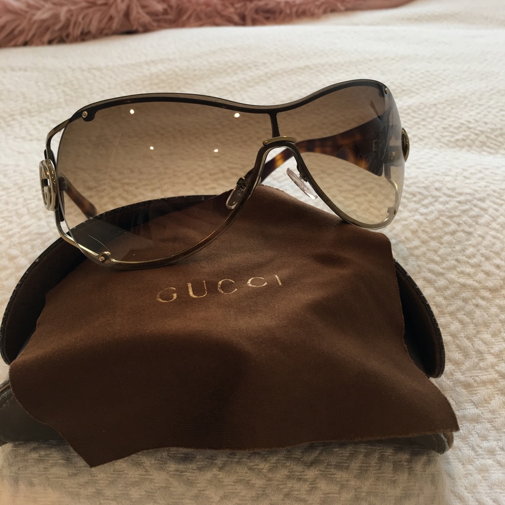 Authentic Gucci sunglasses